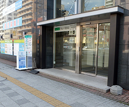ビル入口